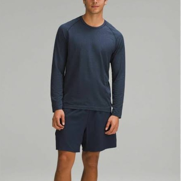 Metal Vent Tech Long-Sleeve Shirt Mineral Blue / True navy - Size XL - Picture 9 of 9